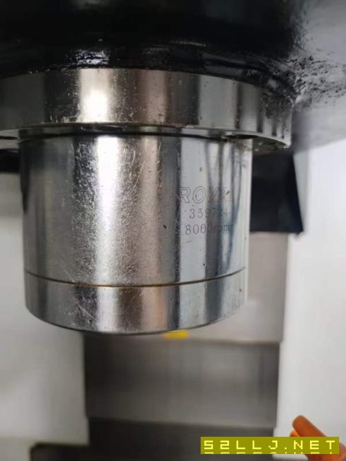 經臺典群T-10L加工中心線兩一硬導軌，BT40主軸8000轉.
