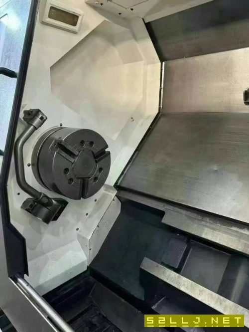韓國威亞L400C斜身車，同款兩臺。15寸卡盤，10工位刀.