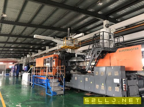 在位出售震雄2200噸注塑機出膠14KG便宜處理