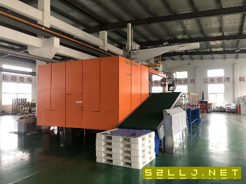 在位出售震雄2200噸注塑機(jī)出膠14KG便宜處理