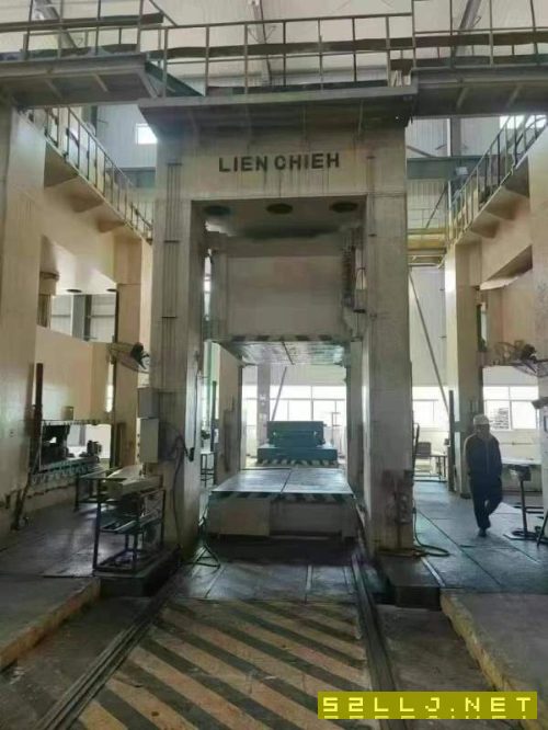 臺灣鏈接框架液壓機00500，在位出售_