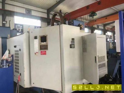 新定大立1020A.BT50齒輪.中心出水.價格不高.