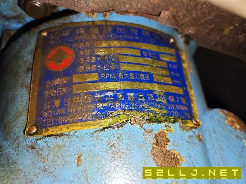 剛剛買下：2017年泉州嘉泰4025龍門一臺，bt50齒輪頭，.