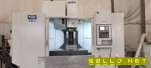 新定一臺臺灣中貿1690G工作臺三軸行程X軸1600Y軸900Z.