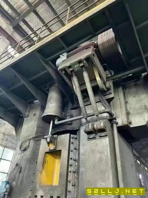 青鍛6300噸摩擦壓力機質量8成新，假一賠三可負責安裝.