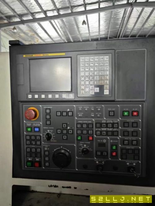韓國(guó)原裝斗山Lynx300M車(chē)銑復(fù)合，12寸卡盤(pán)，12工位伺服.