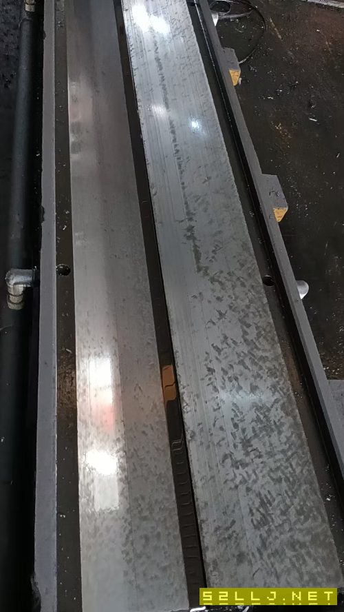 在位出售東方機(jī)床廠重型B2025龍門(mén)刨床，裝上銑頭就是.