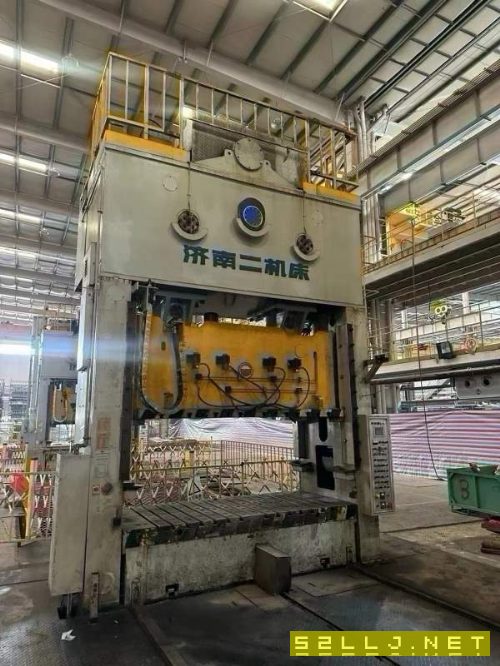 400T多臺，250T多臺臺，雙點壓力機，濟南二機床產，新.