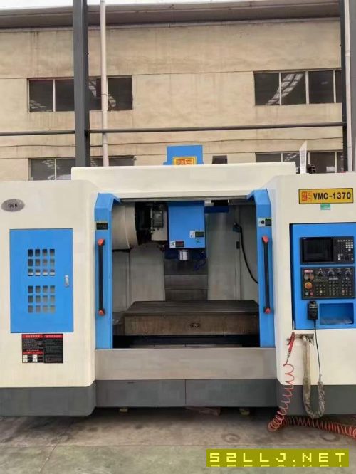 低價處理，正代精機1370立加，三菱M80系統，主軸12000.