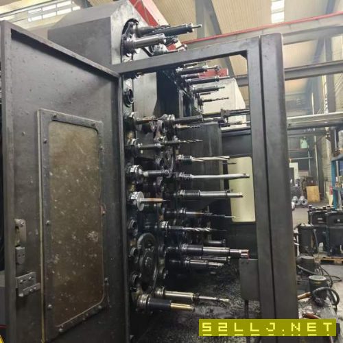 斗山HM805臥加