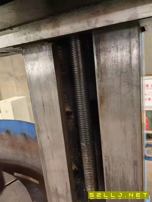齊重數控2.5米立車。加工高度1.6米。承重10噸。西門子.
