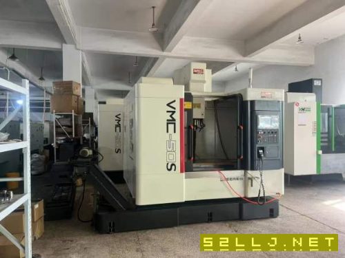 同款兩臺威諾克重型850加工中心，2021年底設備，發那.