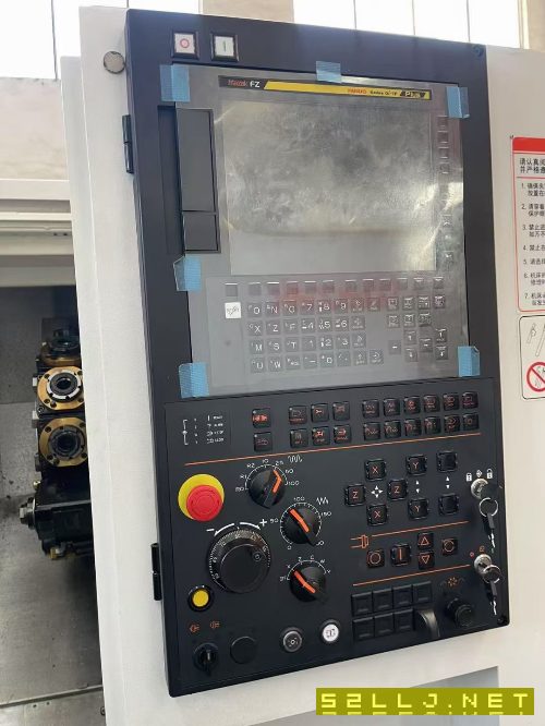 剛剛買下：馬扎克300MLY車銑復合，帶對刀儀，發那科系.