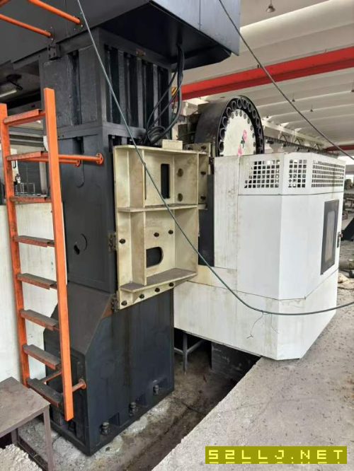 大美江西剛剛買下紐威6032龍門加工中心，工作臺2米6米.