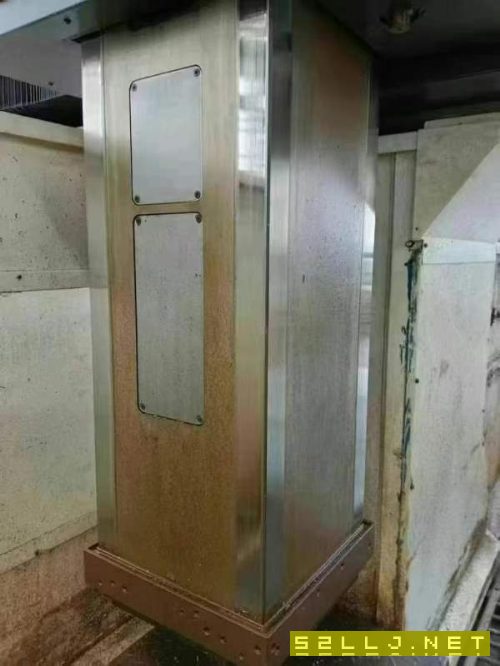 出售：工廠在位紐威8米龍門，工作臺28米門寬2800門高1.