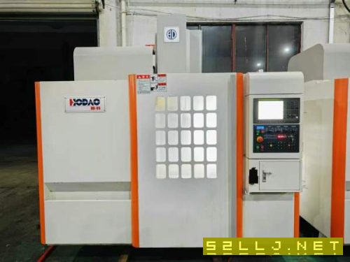 新到三臺2021年厚道850加工中心，發那科OI-MF