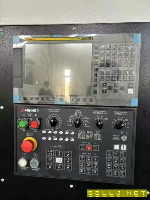 立加中的巨無霸臺灣穎元2101加工中心行程2100-1000主.