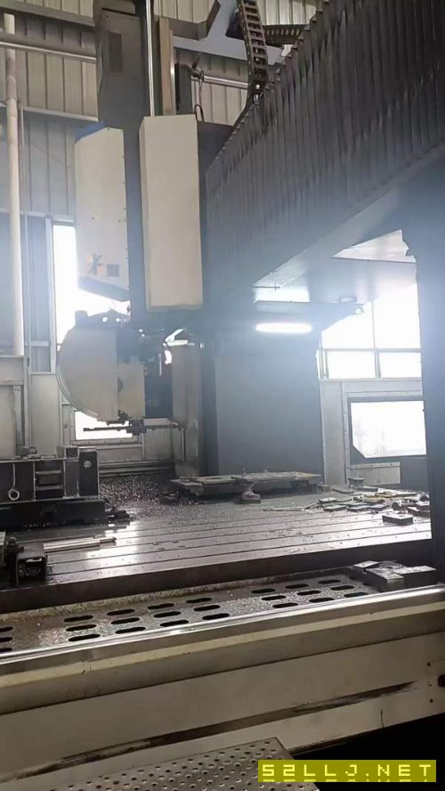 湖南工廠剛剛買下國盛4027龍門一臺，工作臺2米4米，門.