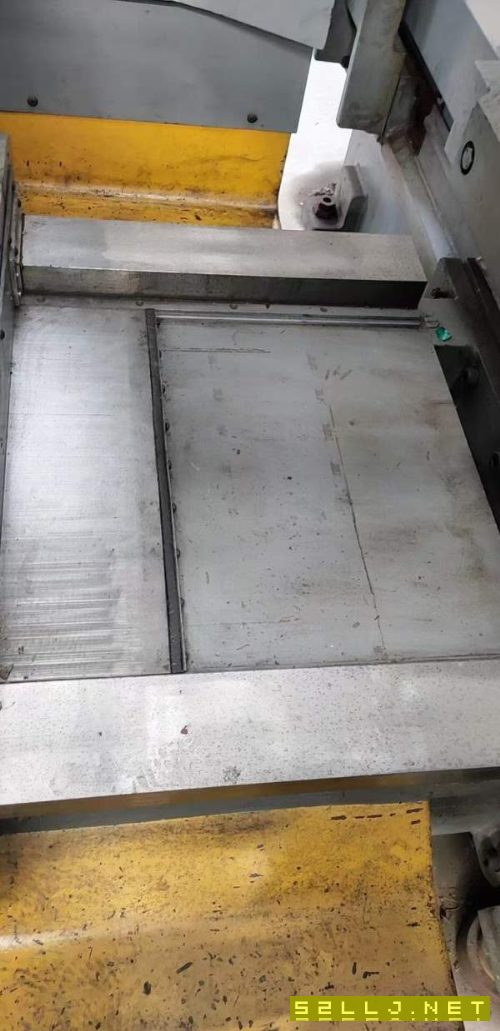清庫存：辛辛那提630雙臺臥加，鑲鋼滾動體導軌，50刀.