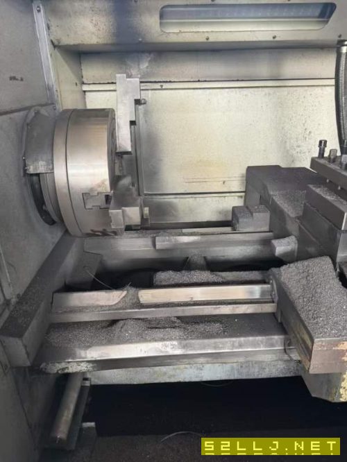 剛剛買下精品上海松谷61631500數控車床，搭配了液壓卡.