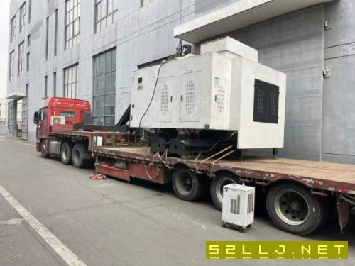 1380準新機BT50主軸，帶刀庫，帶鏈排，一會到倉庫