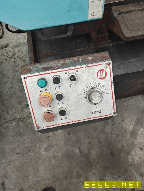 出售4230帶鋸床