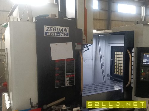 深圳澤冠，三線960皮帶10000轉(zhuǎn)，在位BT40精度一絲。