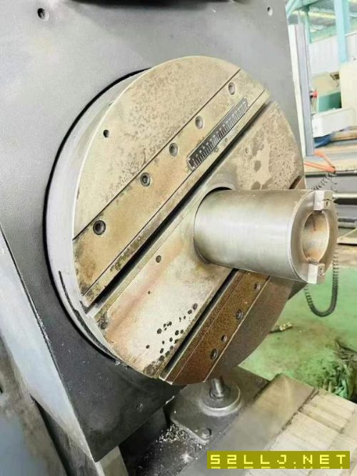 剛剛到貨漢川機床廠TK611C/1數控鏜銑床，還未清洗，發.