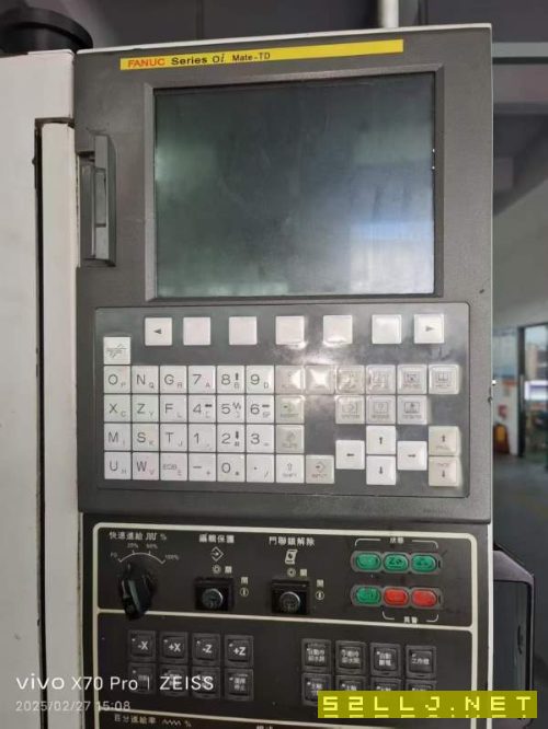 程泰100斜軌刀塔排刀機8臺臺灣程泰TLS-100斜軌車床3臺.