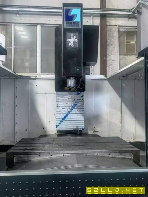 剛剛到貨準新國盛1580數控銑床一臺，發那科款MF普拉斯.