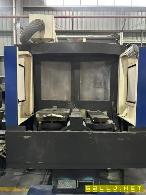 威亞500雙臺硬軌機，50主軸齒輪頭，帶中心出水