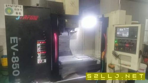 買下2022年喬峰EV850加工中心，發那科OI-MF