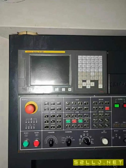 項目后一臺，臺灣麗偉V-50L立加，BT40大主軸直徑190，.