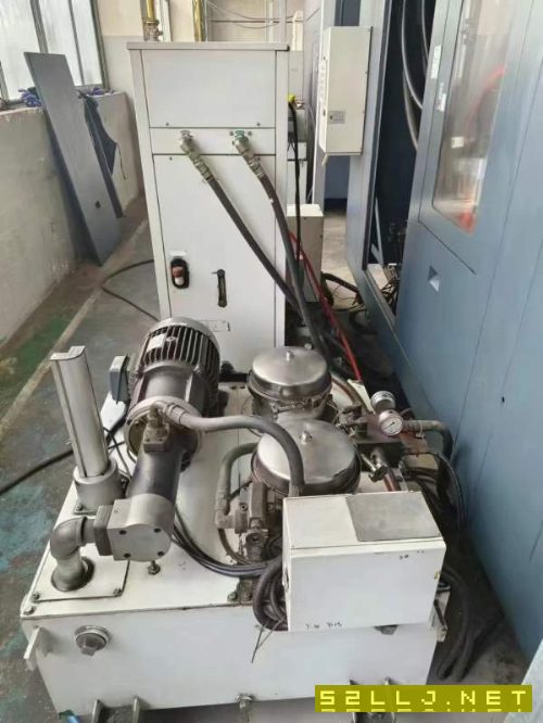 臺灣高峰500臥式加工中心大功率電主軸BT50，1萬轉。三.