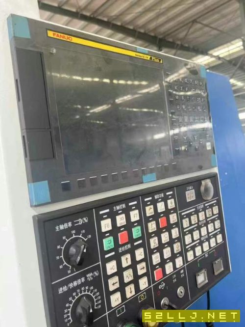 沈陽刀塔機8臺，清一色，全部九成九新，22年11月出廠.