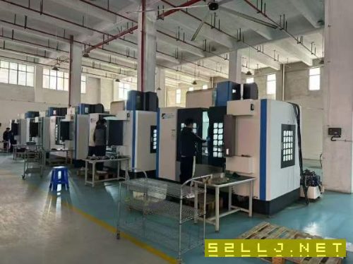 阿邁科AM110-G加工中心2023年10月出廠還有3臺系統：三.