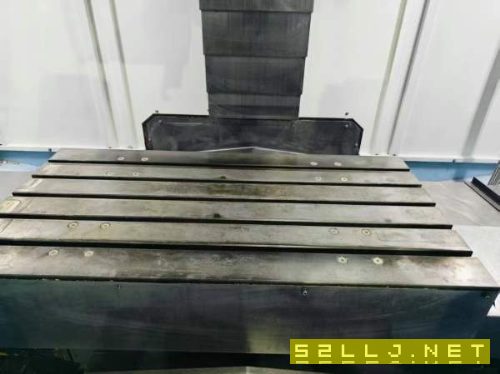 廣東澤旭1160加工中心帶模具包的一米機到貨了，新到三.