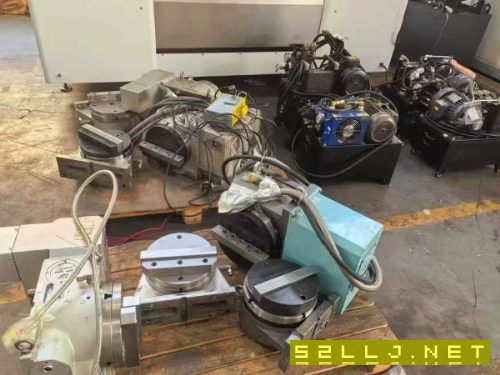同款二臺2023年底臺功850加工中心，主軸直聯(lián)12000轉(zhuǎn)帶.