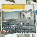 出售：臺灣油機1000ATC＋C立車一臺..32把刀...發那科18i TB系統..