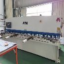出售東海125噸四米折彎機和64000剪板機