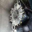 剛剛到貨一臺2021年準(zhǔn)新斗山235車床，8寸三千里液壓卡.