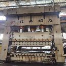 南通銘格2600噸框架油壓機，有效臺面3米4.6米，多點.
