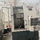 出售:臺灣油機KV200E C數式立控車銑中心，其中一臺Z軸加高，轉旋.