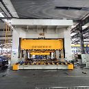 售：臺灣迪斯1200-800-800  液壓機臺面：4000X2000 工.