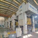 沈陽工地還剩濟南二機2230五模沖壓線 630噸400噸400噸.