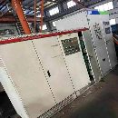 南通總廠2000噸框架液壓機。有效臺面2.5X5米，移動臺.