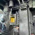 青鍛6300噸摩擦壓力機質量8成新，假一賠三可負責安裝.